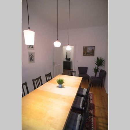 Cosy And Spacious Apartment In The Heart Of Инсбрук Экстерьер фото